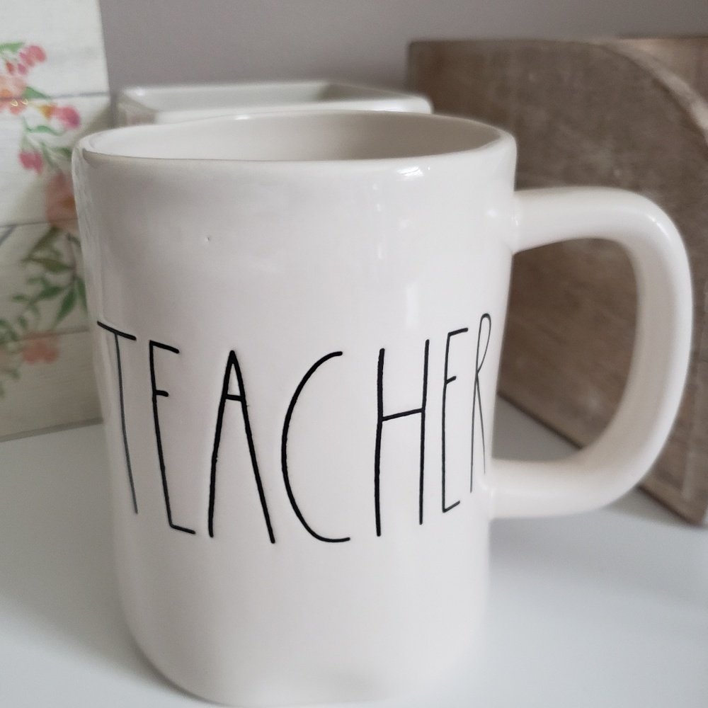 Rae Dunn teacher mug NWT